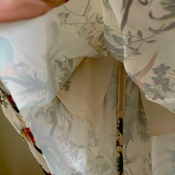 H&M Short Skirt Size 4 - Picture 5 of 9